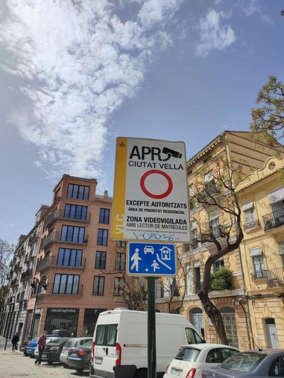 Plaza Del Carmen Lejlighed Valencia Eksteriør billede