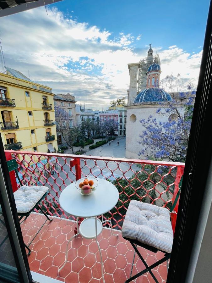 Plaza Del Carmen Lejlighed Valencia Eksteriør billede