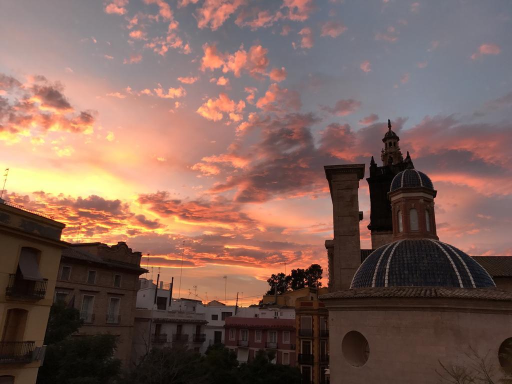 Plaza Del Carmen Lejlighed Valencia Eksteriør billede
